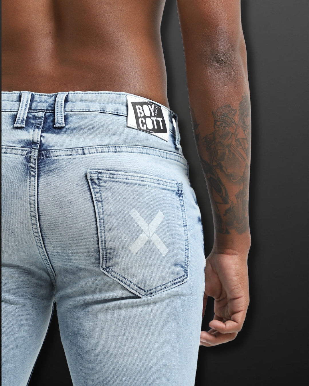 SLIM FIT JEANS