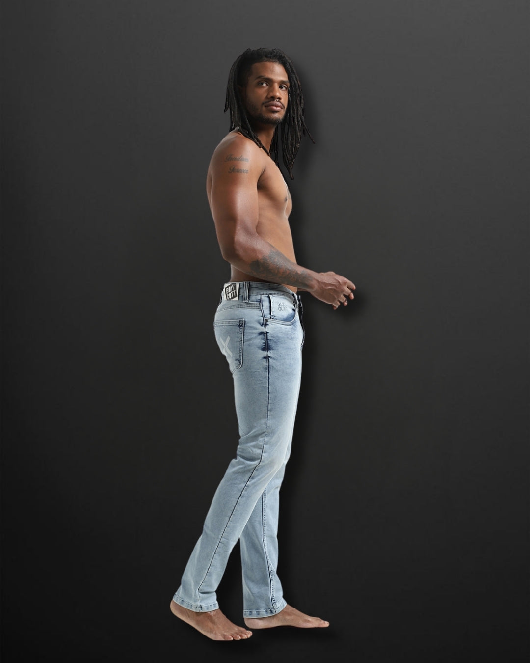 SLIM FIT JEANS