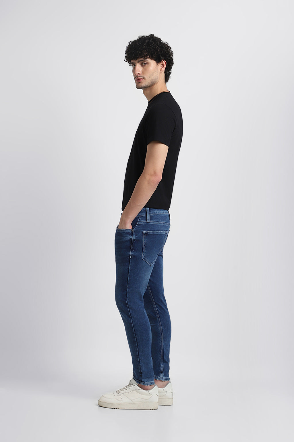 ANKLE FIT JEANS