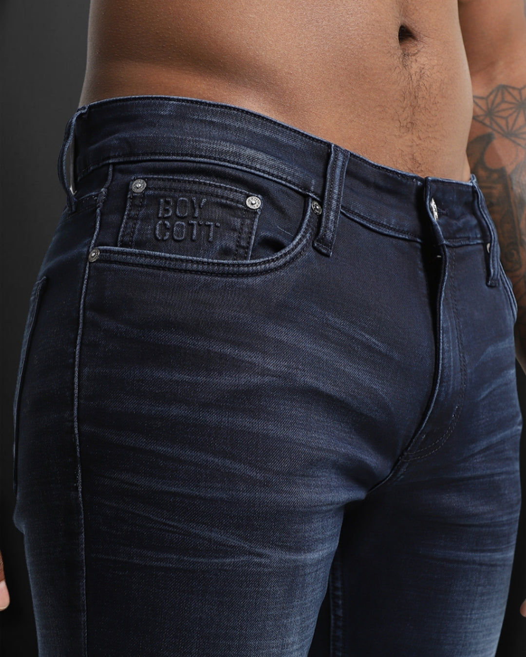 SLIM FIT JEANS