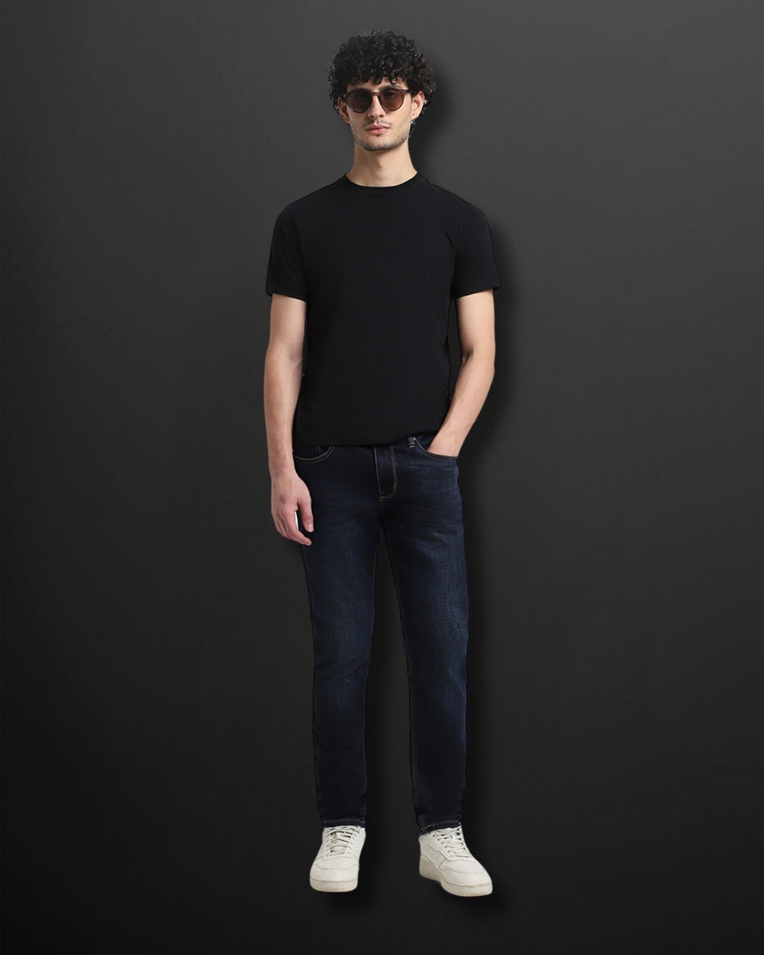 SLIM FIT JEANS