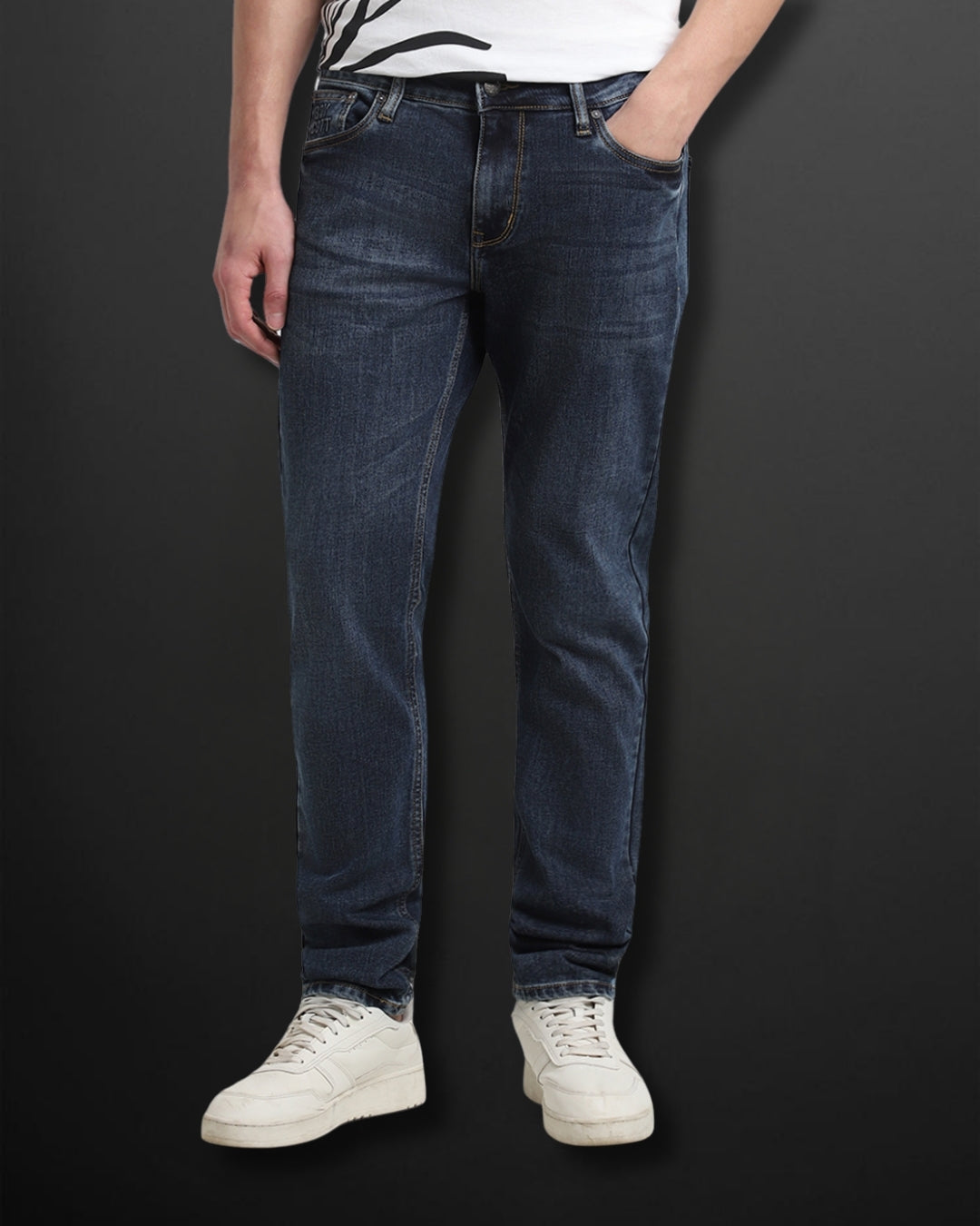 SLIM FIT JEANS