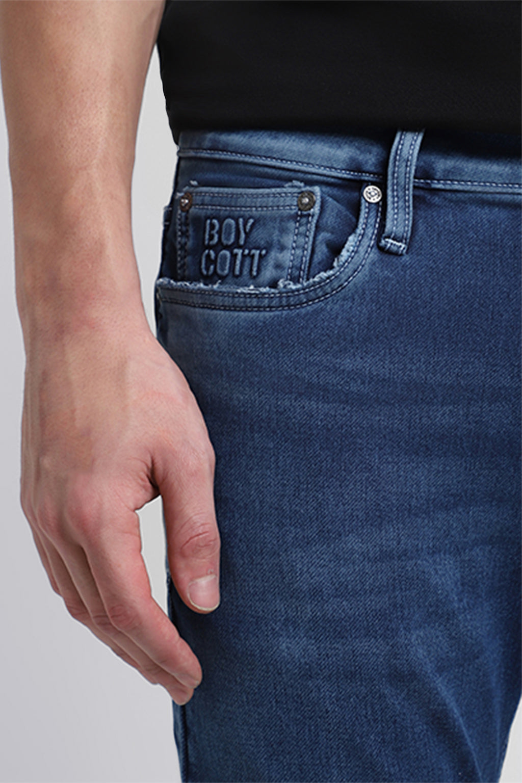 ANKLE FIT JEANS