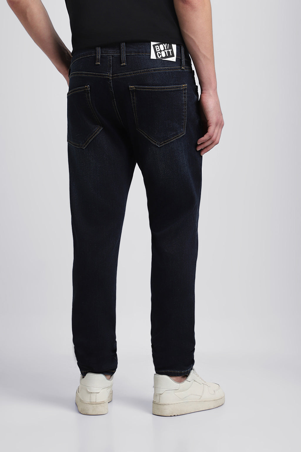 SLIM FIT JEANS